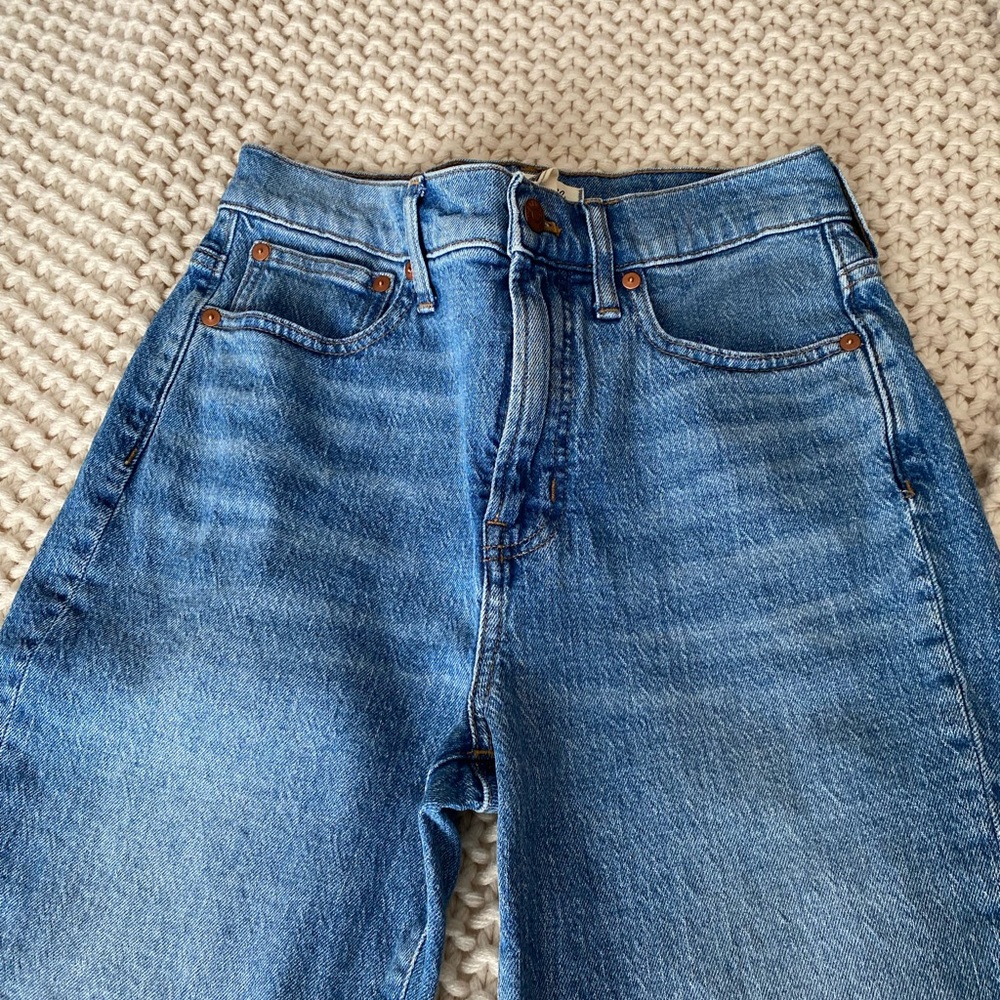 Madewell Perfect Vintage Jean in Ainsworth wash.  Size 26